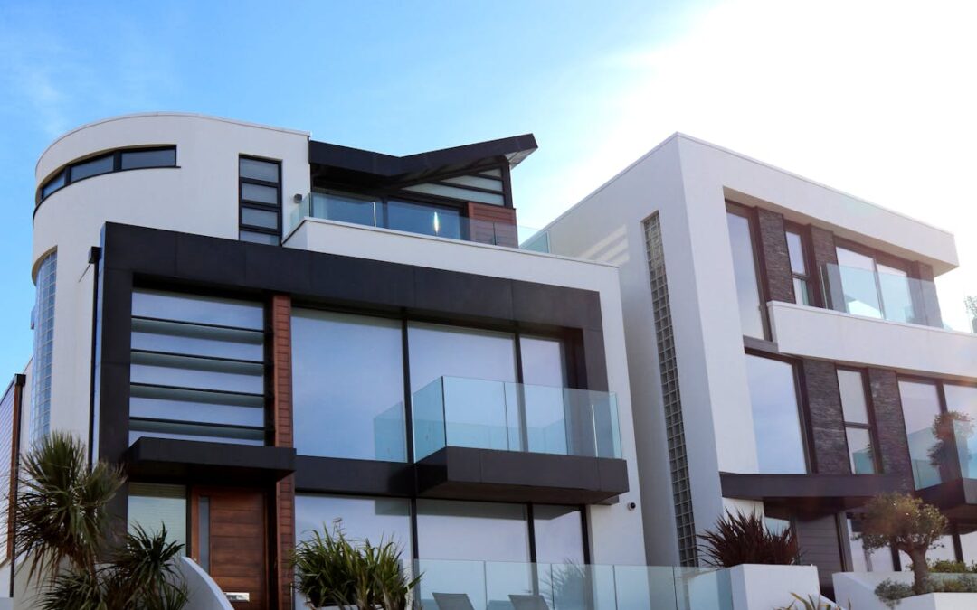 How to Handle Glass Emergencies in Your Home